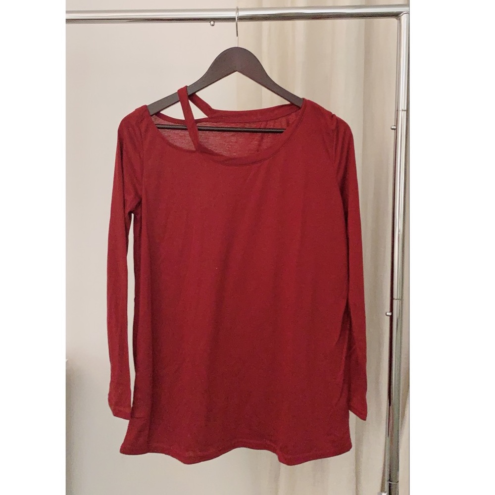 RED LONG SLEEVE SHIRT WITH DETACHED NECK TRIM